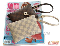 ▆▆◣每周更新 現貨 春季運動套裝 打底褲 空調披巾 連褲襪 女鞋缺碼大清貨 包包 衣服 日用品 20元以上